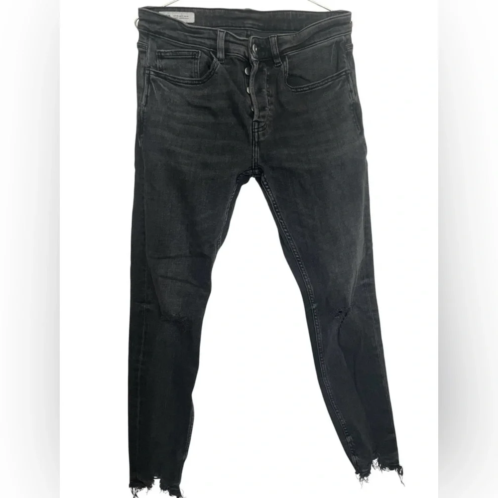 Zara Men's Distressed Black Skinny Jeans 31